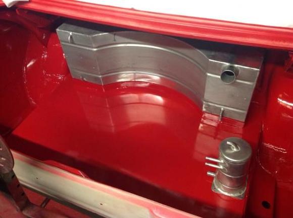 fuel tank and swirl pot
