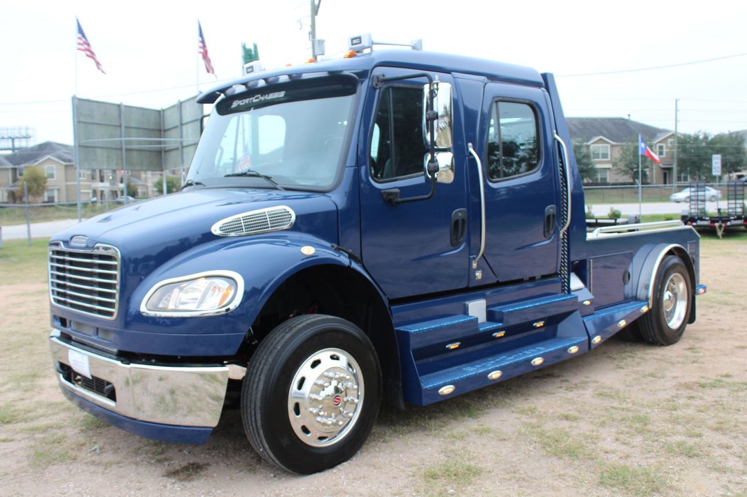 2016 Freightliner M2 106 SPORTCHASSIS RHA LUXURY DIESEL HAUL for Sale