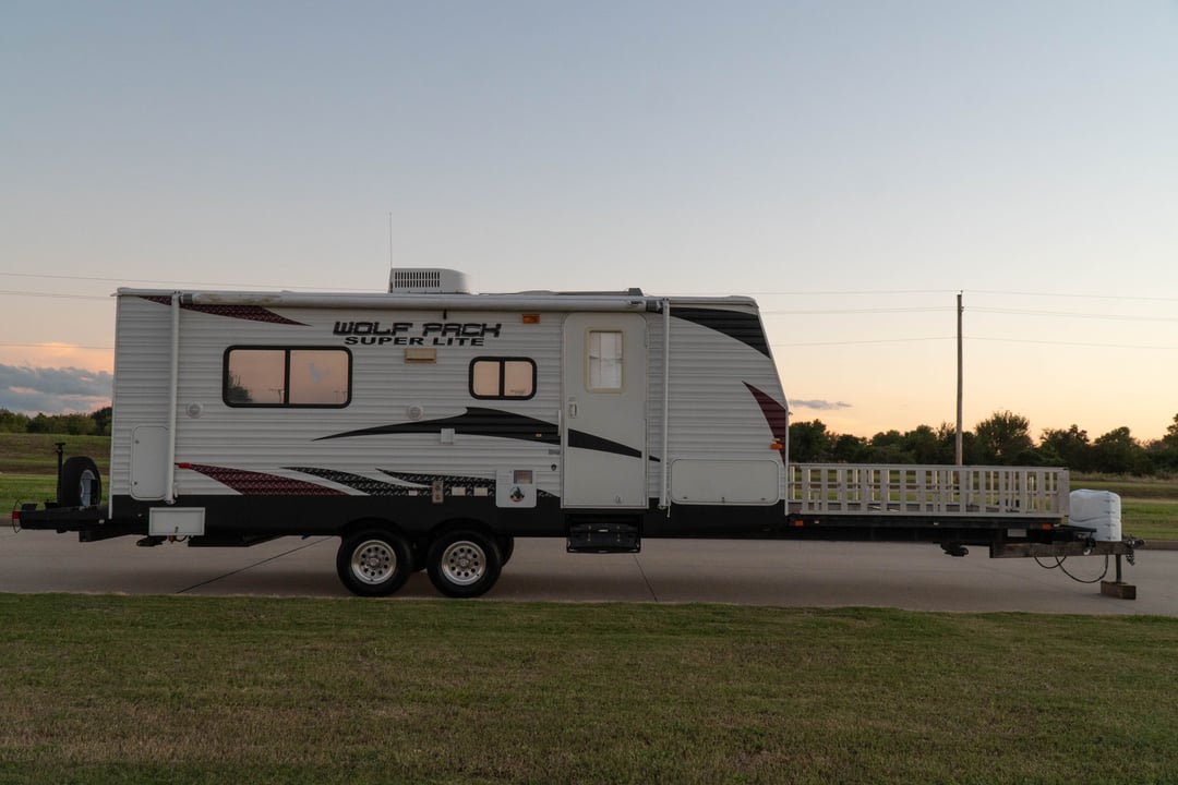 2011 Forest River Cherokee Wolf Pack Toy Hauler Wide Body 21 for Sale 2011 Cherokee Wolf Pack Toy Hauler