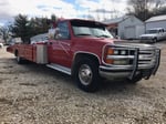 88 1 ton Chevy hauler 454 19’bed with winch and wheel lift
