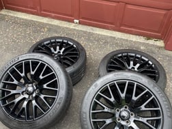 S550 Mustang OEM wheels and Michelin Pilot Sport 4s