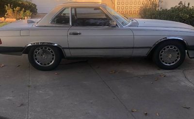 1987 Mercedes-Benz 560SL  for sale $18,995 