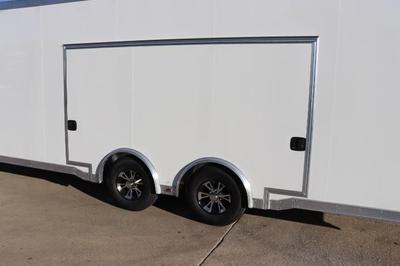 24' inTech Lite - Airline Track, Escape Door, Carpeted   for sale $32,499 