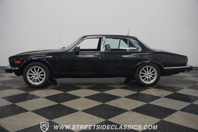 1983 Jaguar XJ6  for sale $28,995 