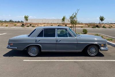 1969 Mercedes-Benz 280S  for sale $19,995 