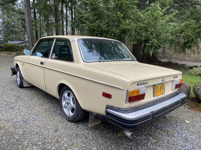 1976 Volvo 242  for sale $9,495 