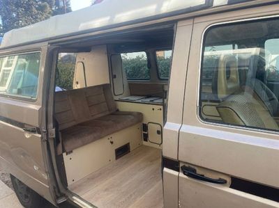 1985 Volkswagen Vanagon  for sale $22,495 