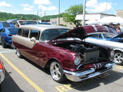 1955 Pontiac Chieftain  for sale $43,995 