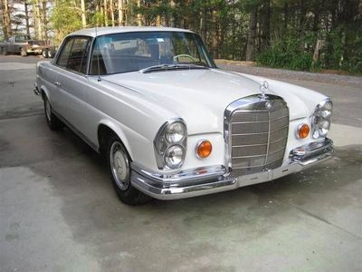 1966 Mercedes-Benz 220SE  for sale $69,995 