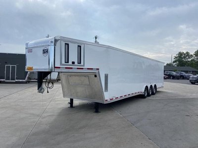 United USH 40' Race Trailer  for sale $48,995 