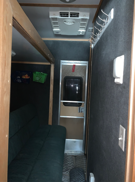Freightliner Toter Home