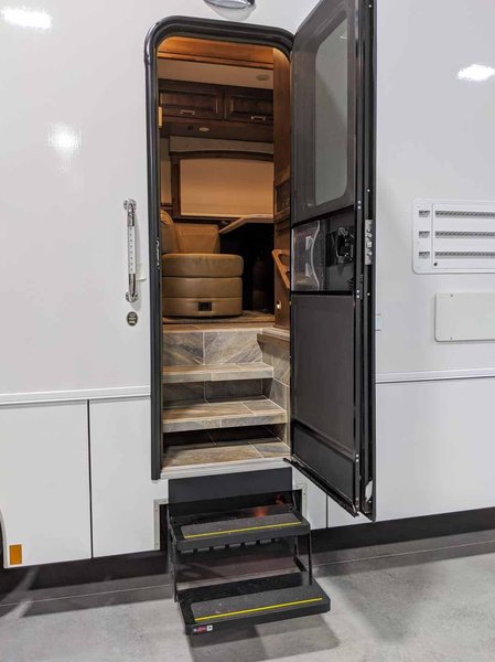 2018 Renegade Sport Coach