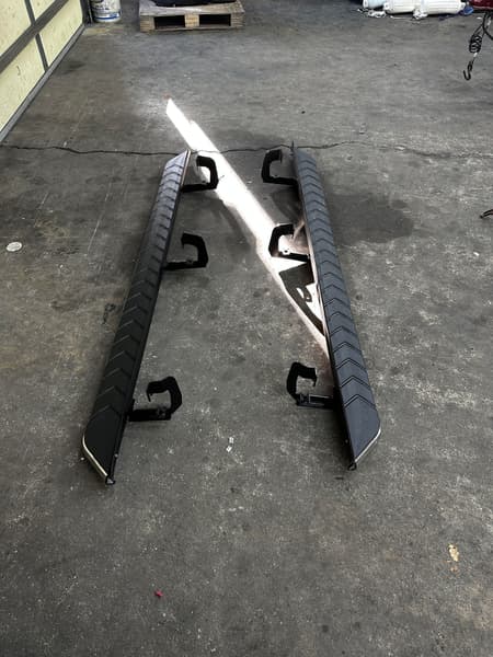 Aries 5in AeroTread Running Boards 2051876  for Sale $300 
