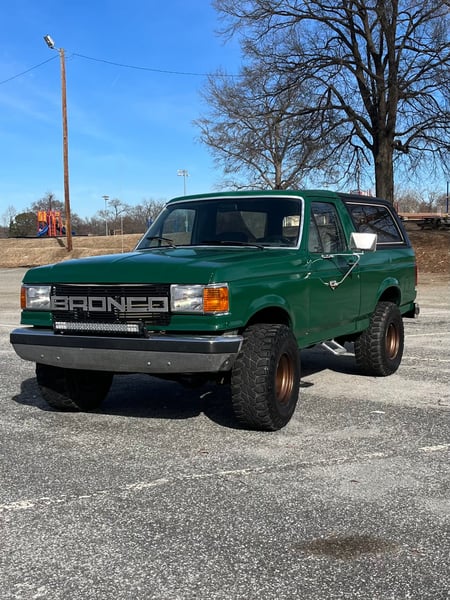 1989 Ford Bronco Xlt   for Sale $14,000 