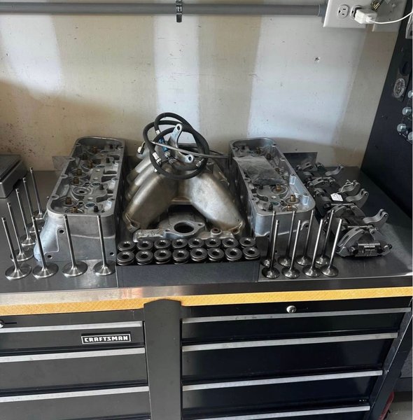 SB2.2 Chevrolet Top End Head Package 3747  for Sale $3,400 