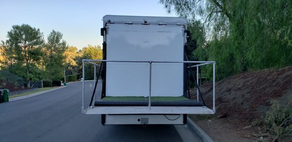 Remodeled 2005 Showhauler 45 for Sale $219,000
