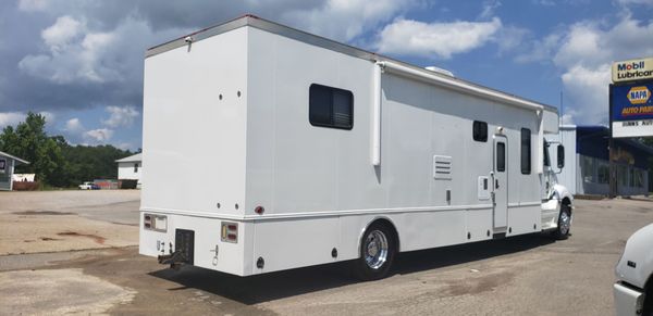 2005 40' Optima Motorhome 450HP Mercedes 10 Speed Automatic for Sale $129,900