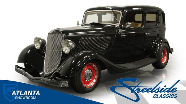 1933 Ford Fordor Sedan  for Sale $42,995 