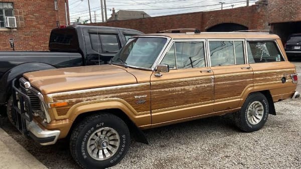 1982 Jeep Wagoneer  for Sale $12,495 