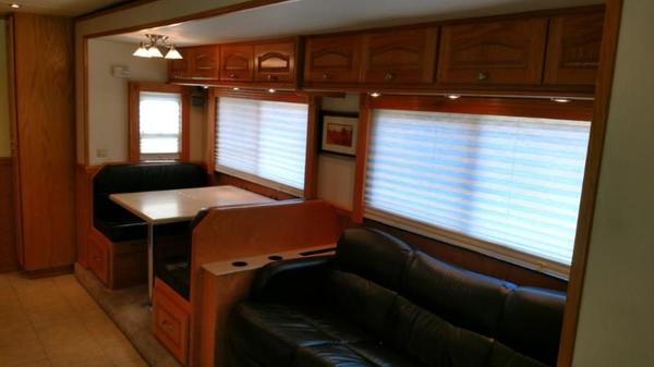 2005 40' Optima Motorhome 450HP Mercedes 10 Speed Automatic for Sale $129,900