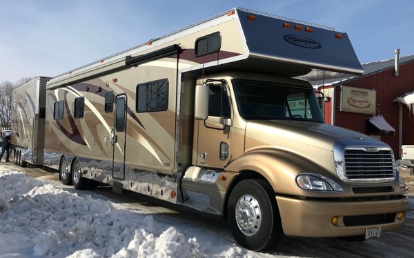 2008 Renegade RV & Trailer Combo