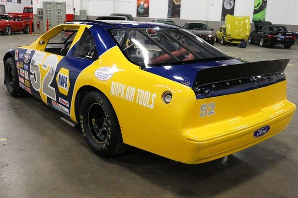 1993 Ford Thunderbird NAPA NASCAR for Sale $31,900
