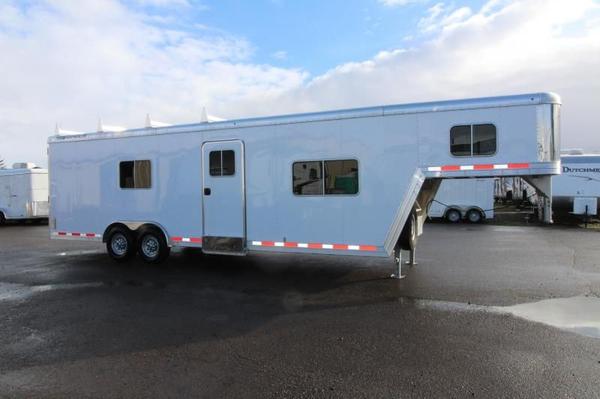 2014 Featherlite 4941 26' Custom Toy Hauler - All Aluminum - for Sale $26,995