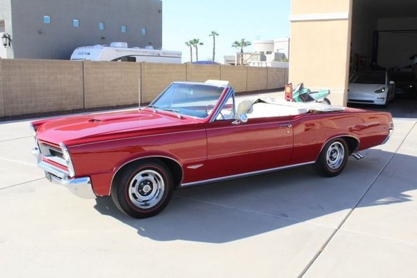 1965 pontiac convertible with gto option,4 speed  for Sale $45,995 