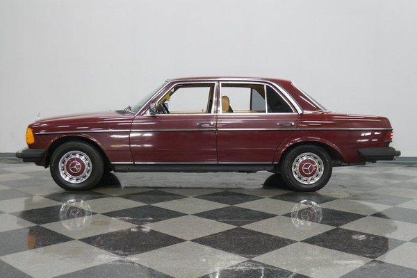 1983 Mercedes-Benz 240D for Sale $18,995