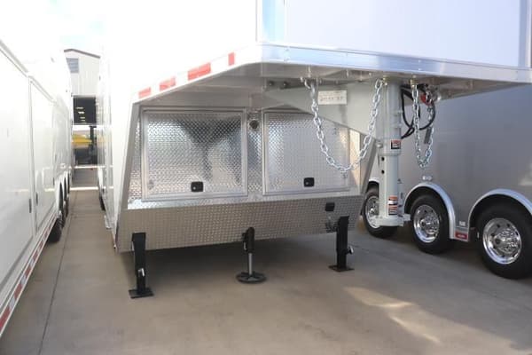 In Stock Now! 40' inTech Lite Series w/ Escape D  for Sale $49,300 