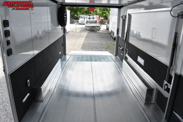 2021 inTech 24' ALL ALUMINUM / FULL ACCESS DOOR