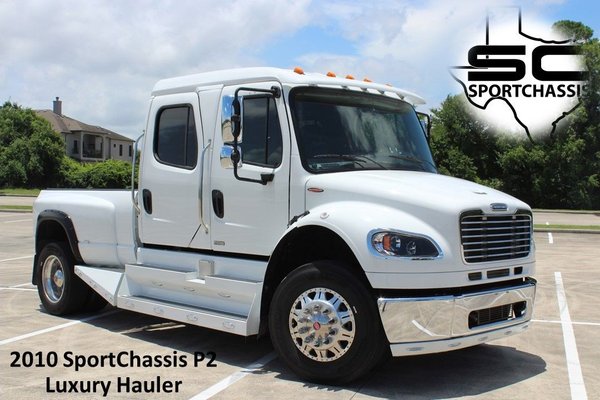 2010 SportChassis P2 Pickup Bed Hauler - Freightliner M2 106 