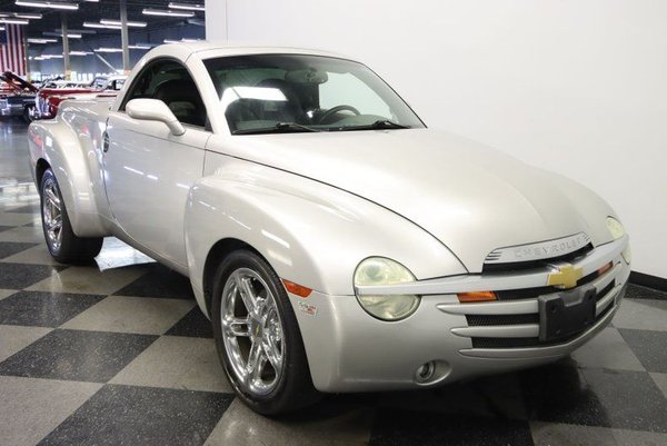 2004 Chevrolet SSR for Sale $23,995