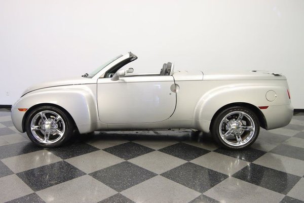 2004 Chevrolet SSR for Sale $23,995
