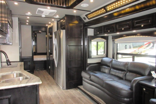 NEW 2019 NRC/FAIRVIEW MOTORSPORTS 35' MOTORHOME