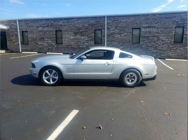 2012 Ford Mustang  for Sale $32,995 