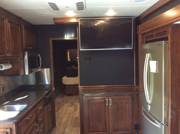 Used 2017 Renegade 40' Classic Motorhome