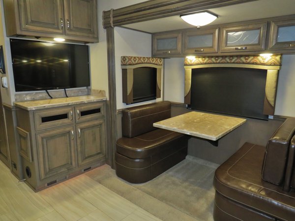 2017 Haulmark Motor Coach Status 45DB