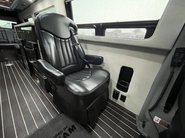 2018 Airstream RV Interstate Lounge EXT Std. Model 