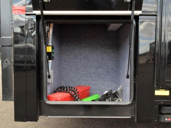 2018 Haulmark V45MG W/ Garage