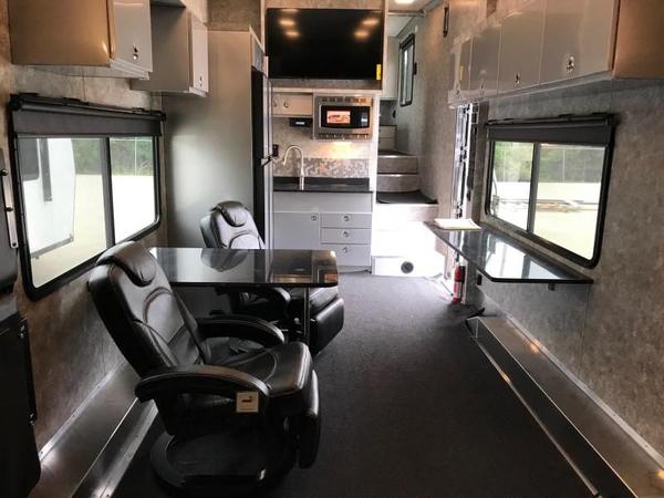 2020 36' 5TH WHEEL ATC ALL ALUMINUM TOY HAULER LOADED for Sale $113,999