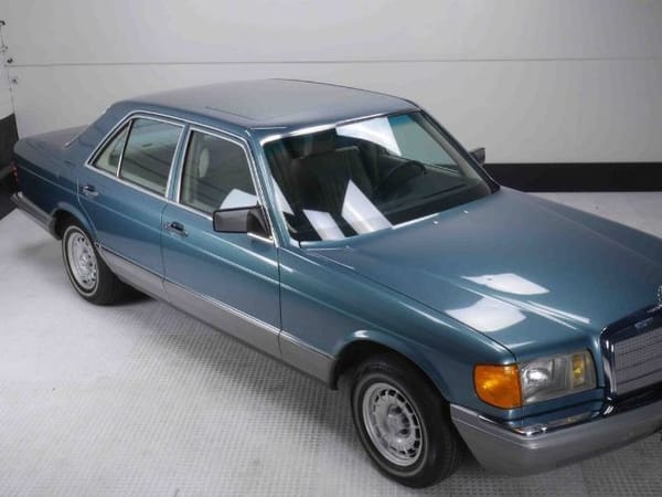 1985 Mercedes Benz 380SE  for Sale $19,995 