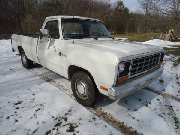 1985 Dodge Pickup  for Sale $7,395 
