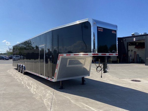 United UXGN 8.5x46 Gooseneck Racing Trailer  for Sale $30,995 