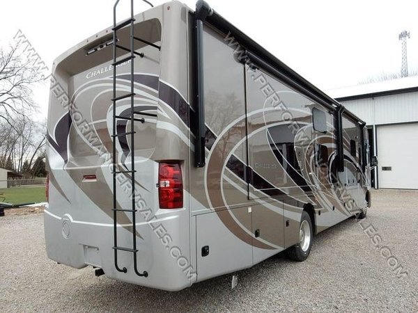 2019 Thor Motor Coach Challenger