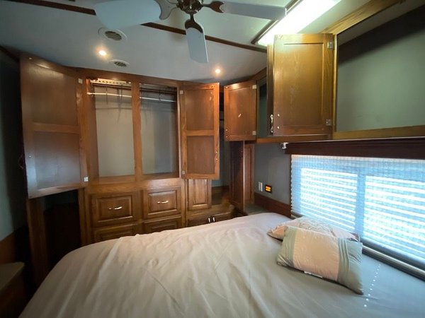 2007 Showhauler 2 Slide for Sale $159,900