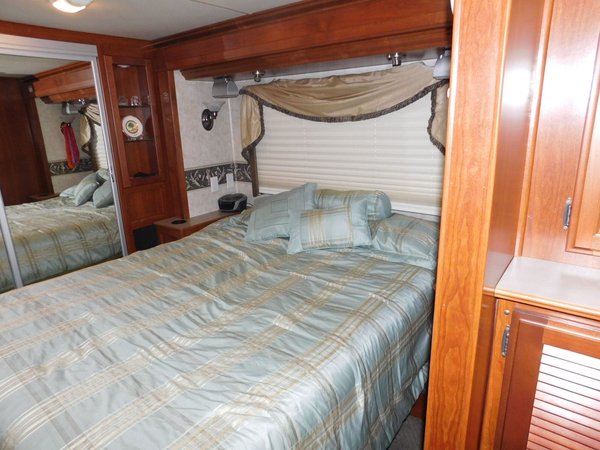 39L FLEETWOOD DISCOVERY for Sale $63,900