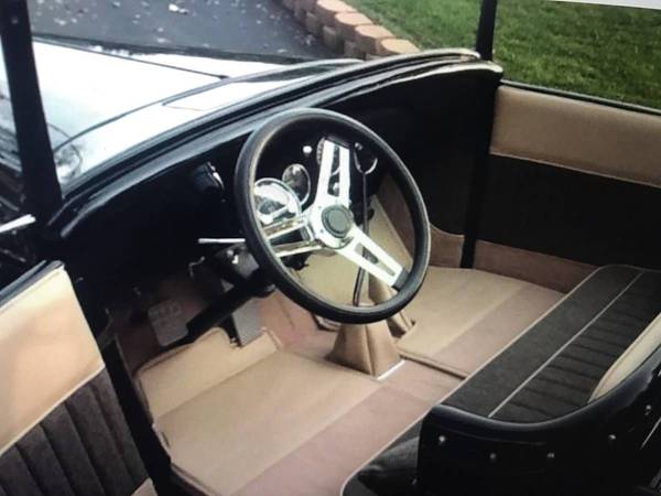 1933 Chevrolet Roadster Pick Up
