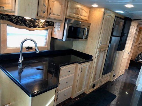 2013 RENEGADE EXPLORER 3000FM MOTORHOME