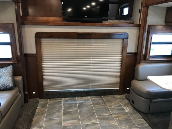2020 Renegade Motorhome 4 slide outs
